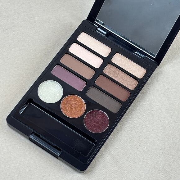 Estee Lauder Pure Color Eyeshadow Palette Assorted Satin Shimmer Matte - Picture 1 of 7